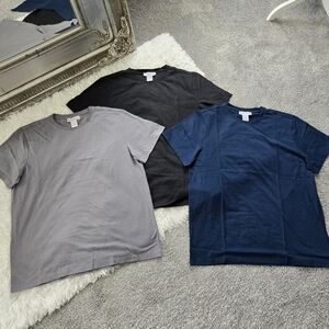 Seventh Avenue 3-Pack Short-Sleeve Tee. Size XL. New without tags.Relaxed crew